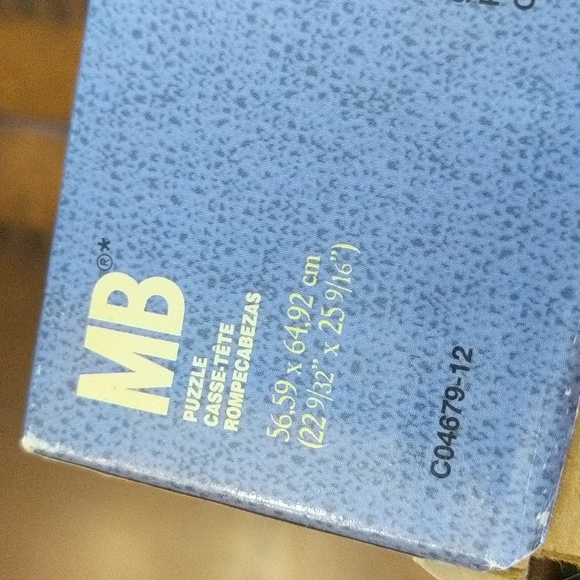 Charles Wysocki Americana Treehopper's General Store 1000 piece jigsaw puzzle - Picture 5 of 5